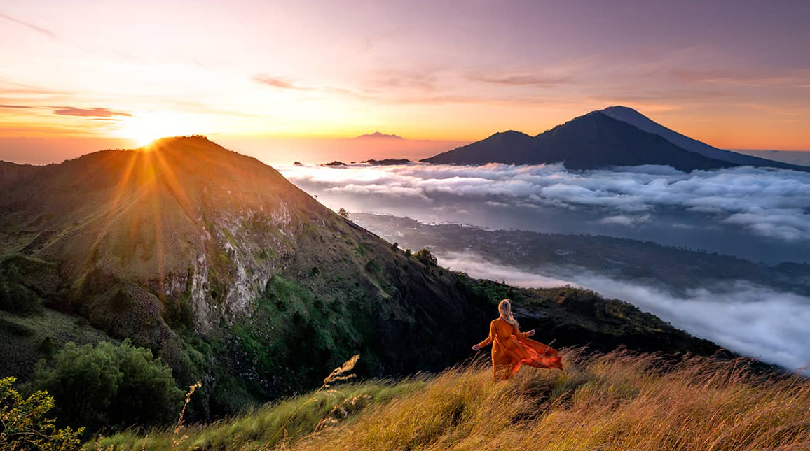 Chase the Sunrise: Car Hire to Explore Bali’s Breathtaking Views