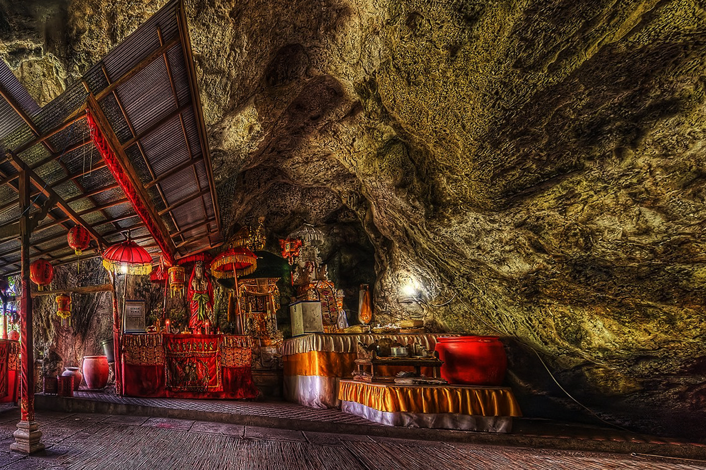 Giri Putri Cave Temple