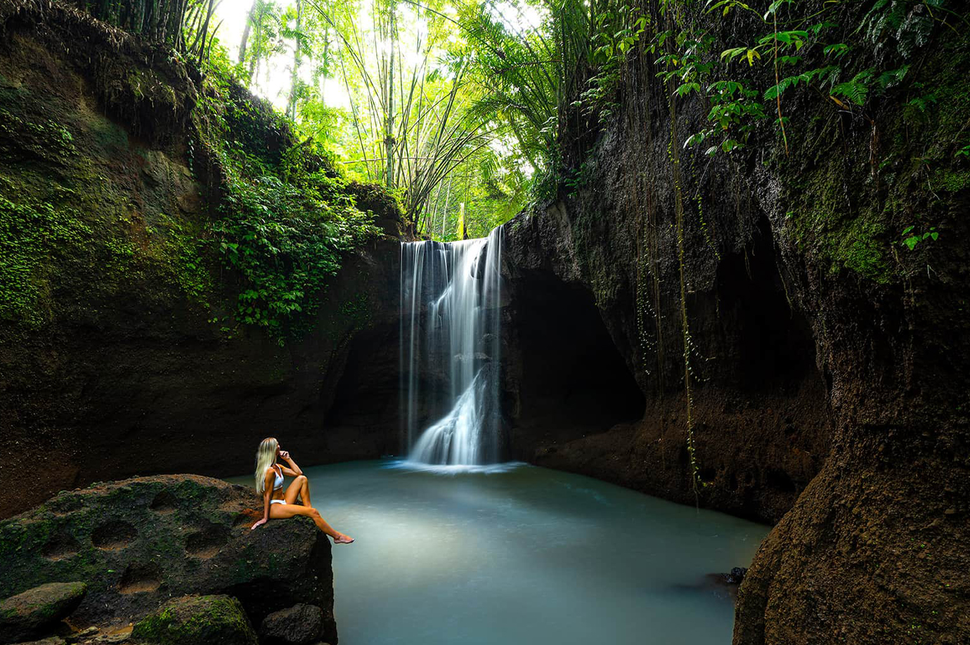 Path to Suwat Waterfall