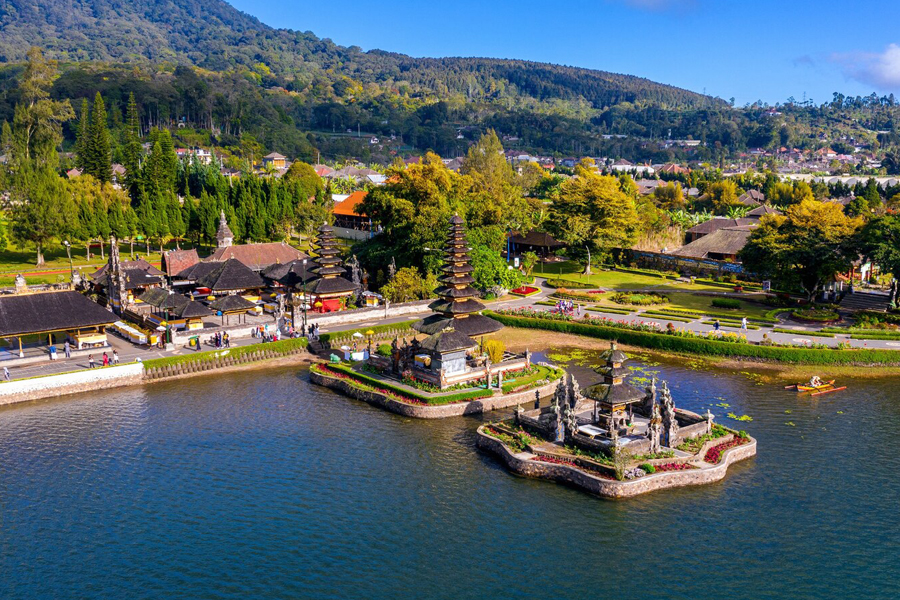 Ulun Danu Bratan Temple