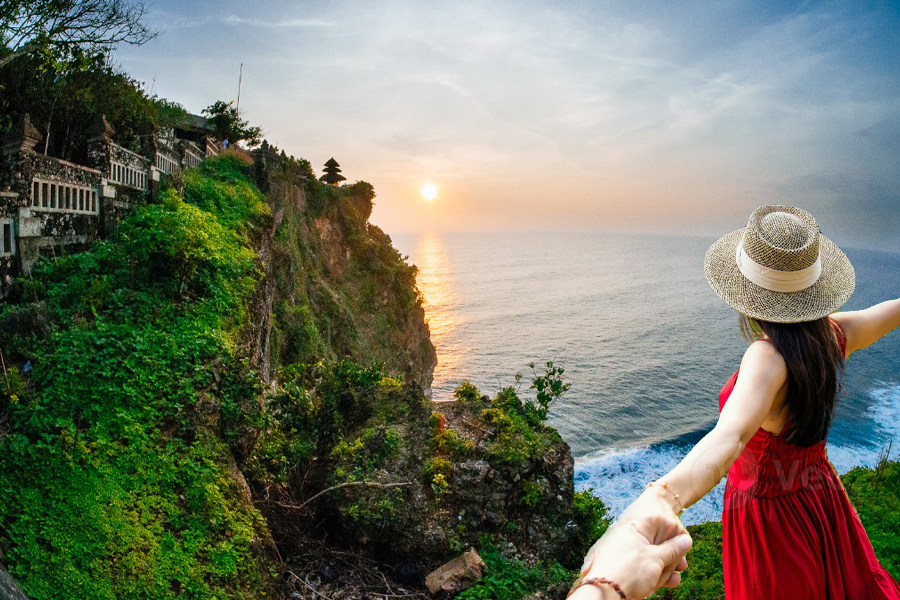 Private Half-Day Uluwatu Sunset Tour With Kecak Dance